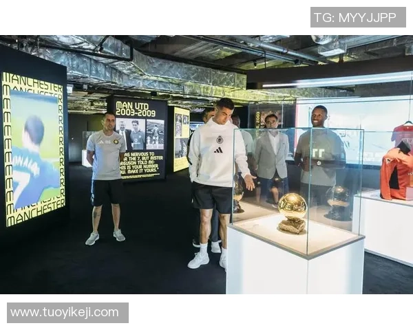 足球外号与球星传奇：揭秘世界顶级球员背后的绰号与故事