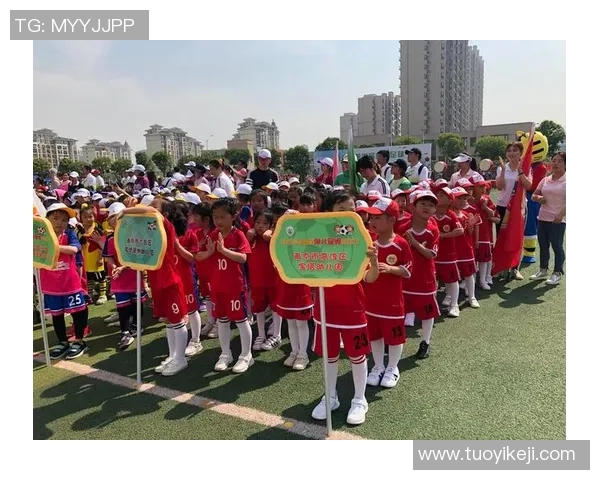 足球星球卡玩法全攻略 打造属于你的梦幻足球队