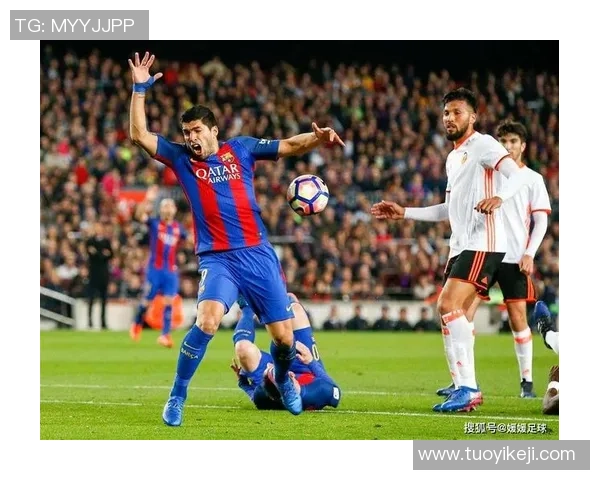 足球星号代表的含义及其在比赛和球员评估中的应用分析